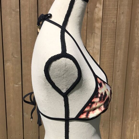 Wildfox NWT Cheetah Animal Print Reversible Bikini Top Women's Size Medium - Picture 2 of 5